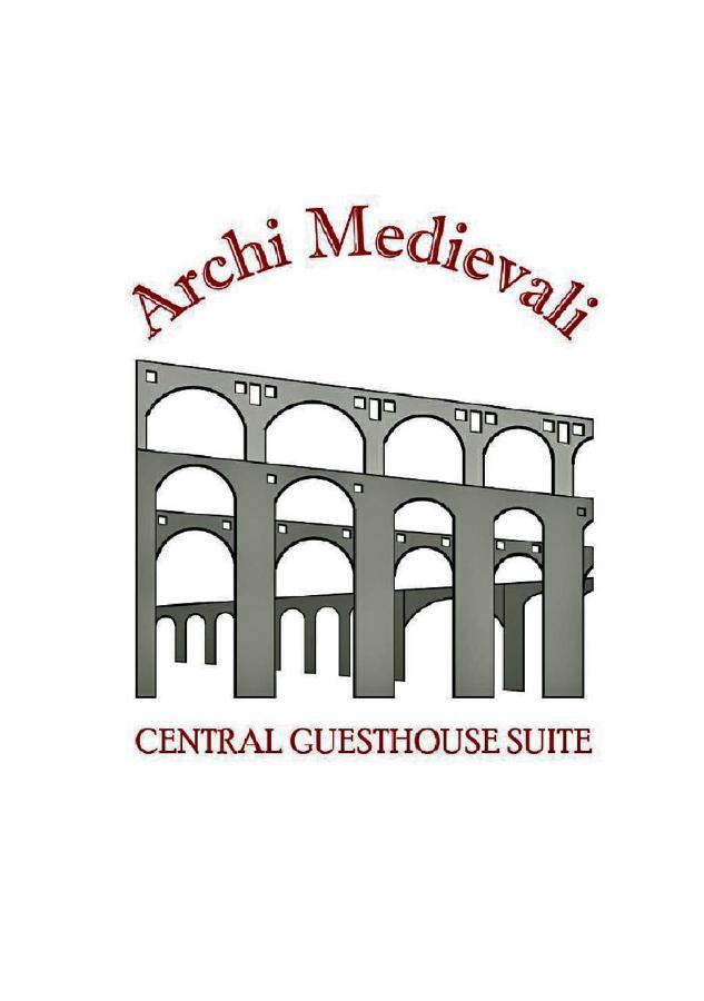 Casa Vacanze Archi Medievali Salerno Exterior foto